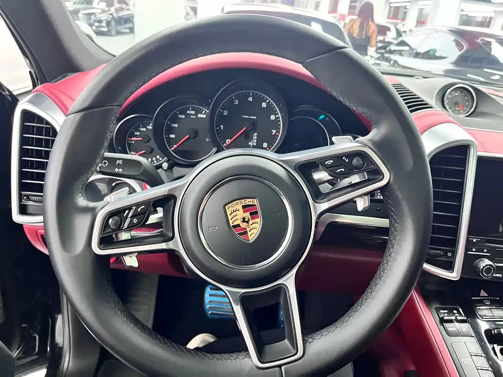 Porsche Cayenne 2016