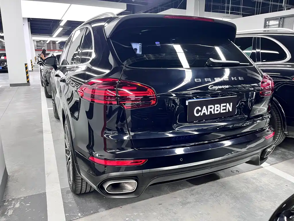 Porsche Cayenne 2016 — фото 19