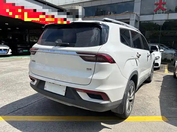 Geely Haoyue 2021