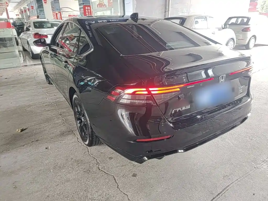 Honda Accord 2025