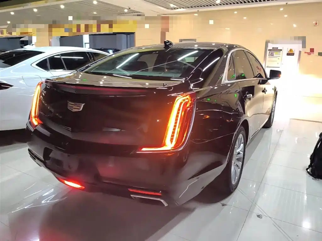 Cadillac XTS 2018 — фото 7