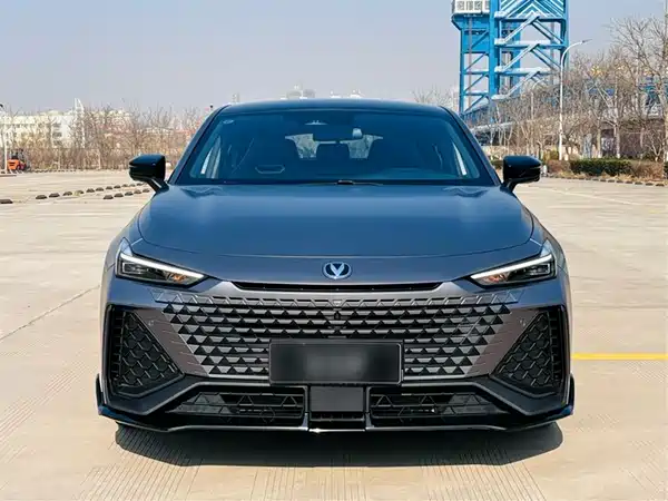 Changan UNI-V 2022