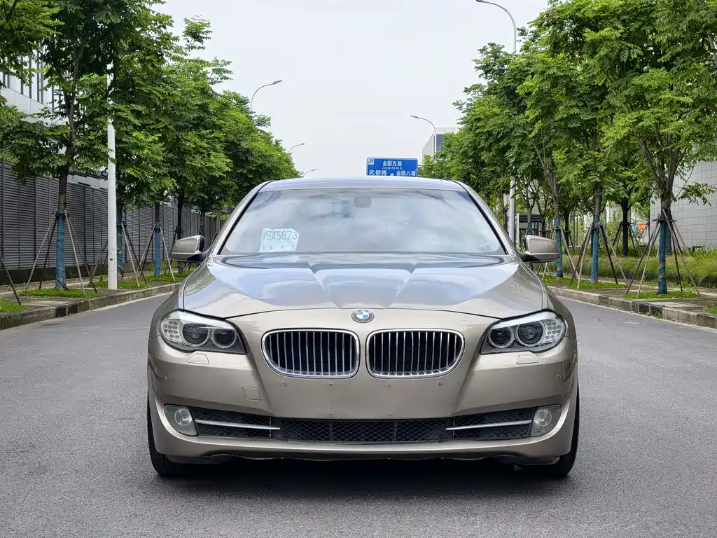BMW 5 Series 2011