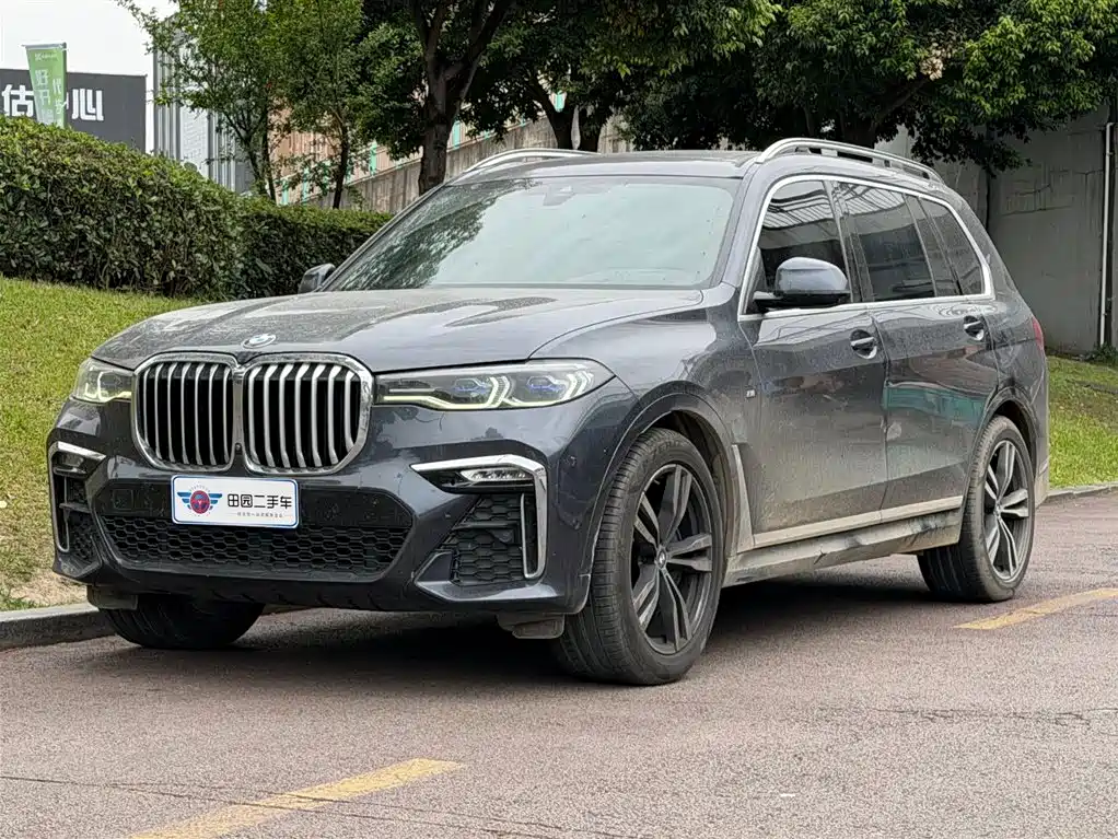 BMW X7 2020 — фото 1