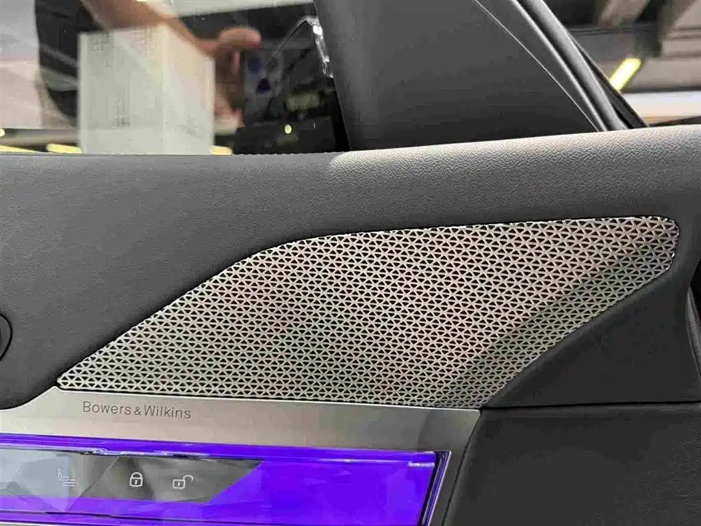 BMW 7 Series 2024 — фото 13