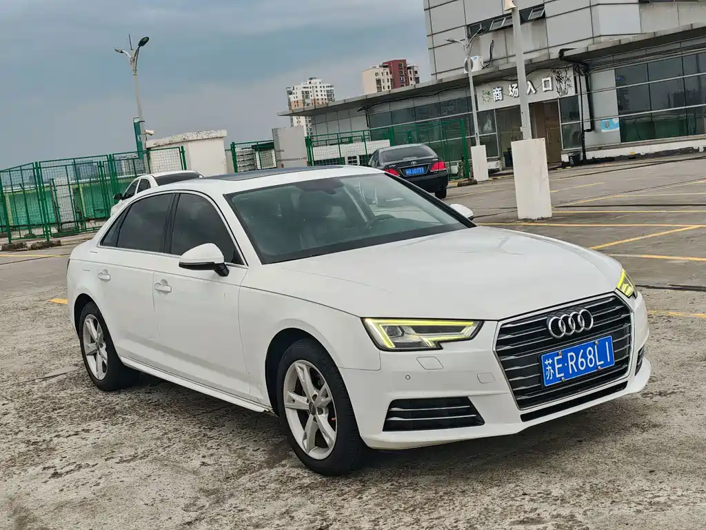 Audi A4L 2017