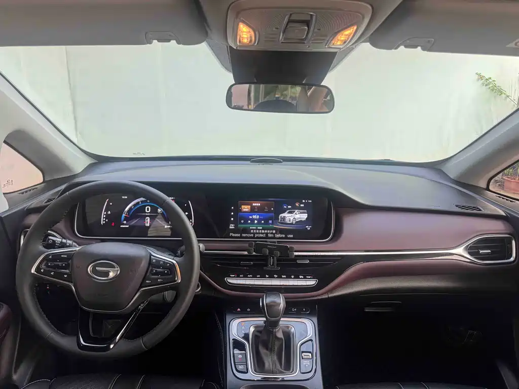 GAC Trumpchi M6 2022 — фото 14
