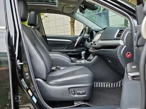 Toyota Highlander 2018
