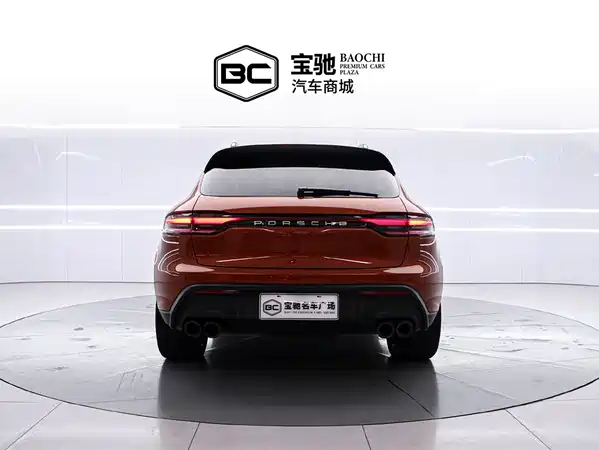 Porsche Macan 2022
