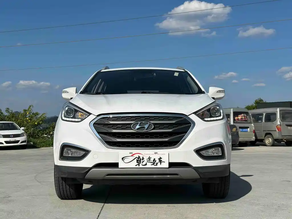 Hyundai ix35 2015 — фото 2