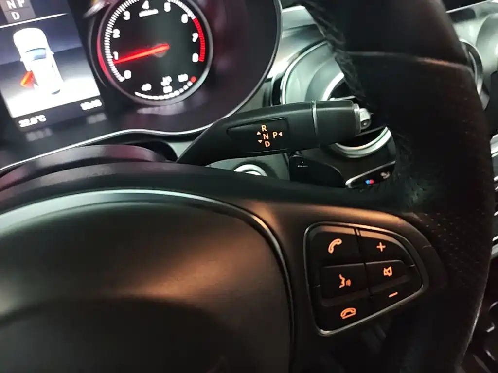 Mercedes-Benz C-Class 2017 — фото 14