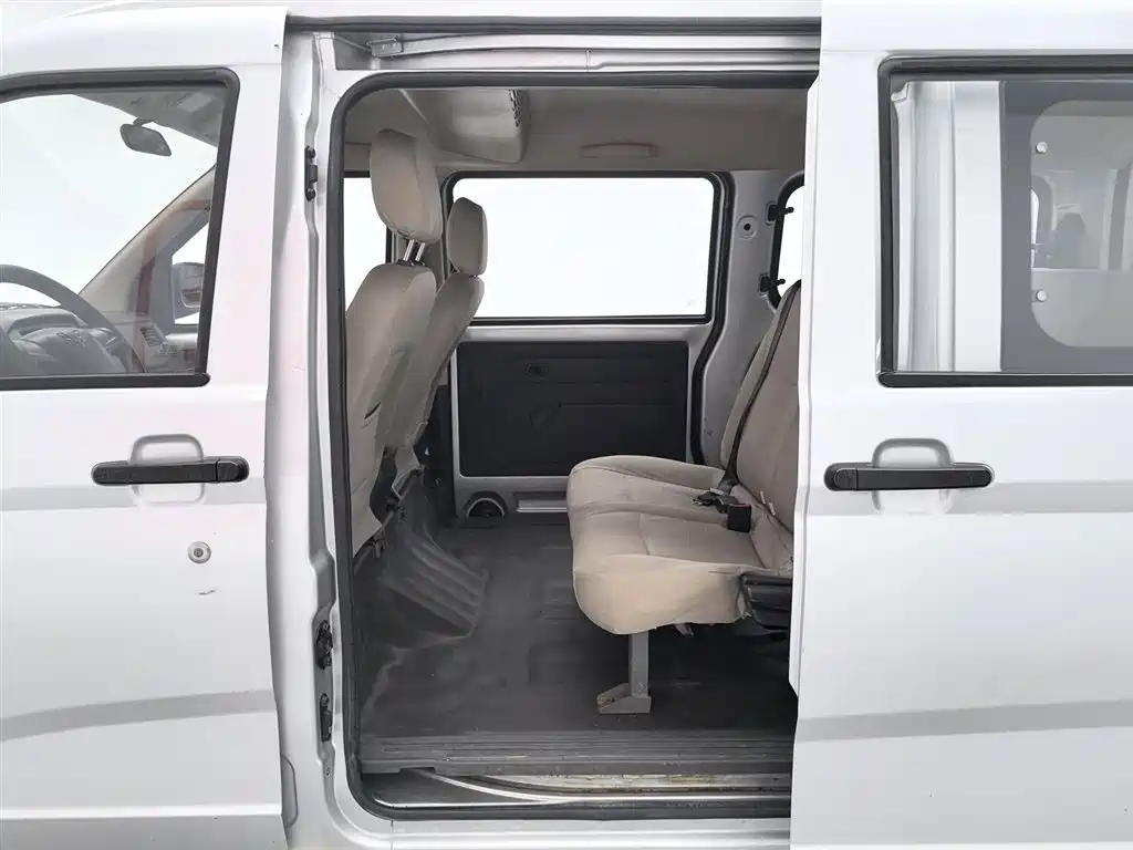 Wuling Rongguang 2019 — фото 15
