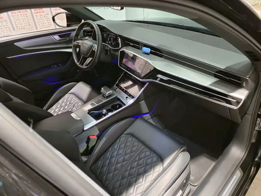 Audi A6L 2025 — фото 20