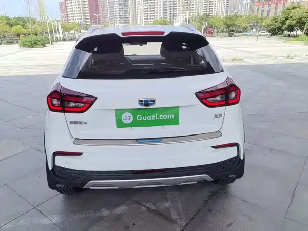 Geely Vision X3 2021