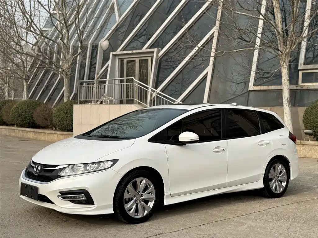Honda Jade 2019 — фото 1