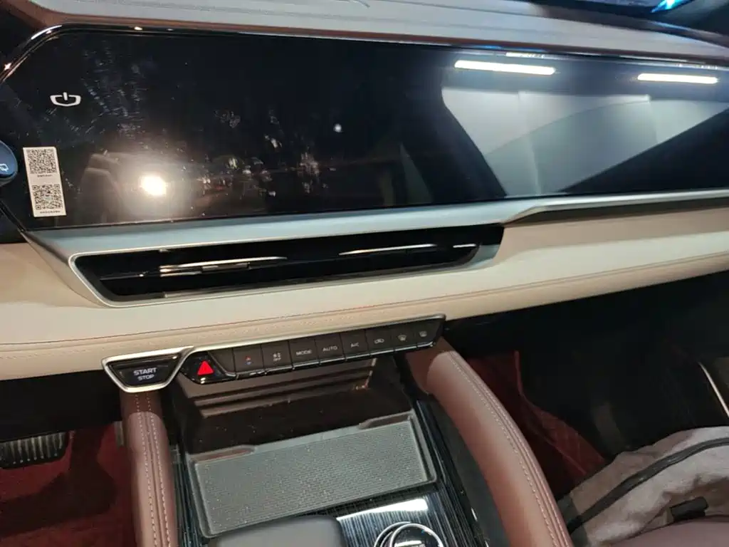 Geely Xingyue L 2025 — фото 13