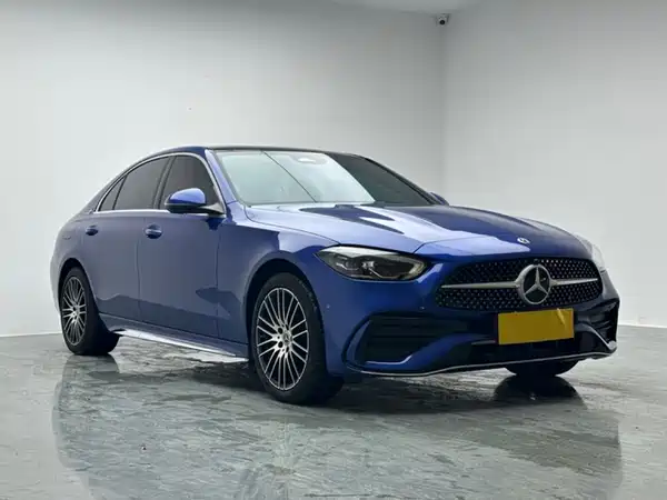 Mercedes-Benz C-Class 2024