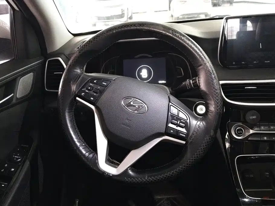 Hyundai Tucson 2020 — фото 15