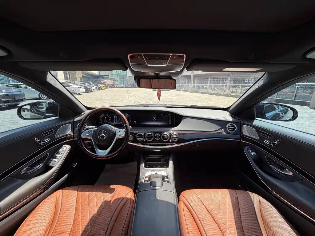 Mercedes-Benz Maybach S-Class 2020 — фото 12