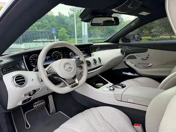 Mercedes-Benz S-Class AMG 2015