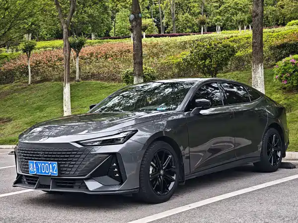 Changan UNI-V 2023