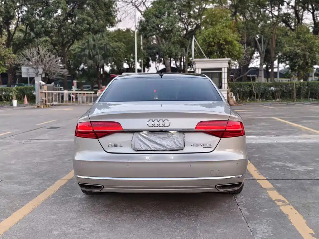 Audi A8 2015