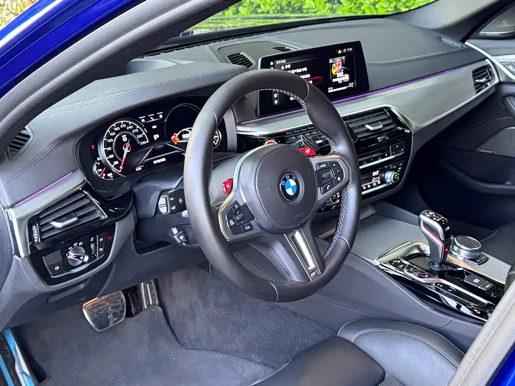 BMW M5 2019 — фото 14