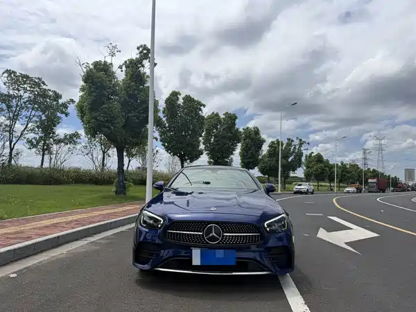 Mercedes-Benz E-Class 2021