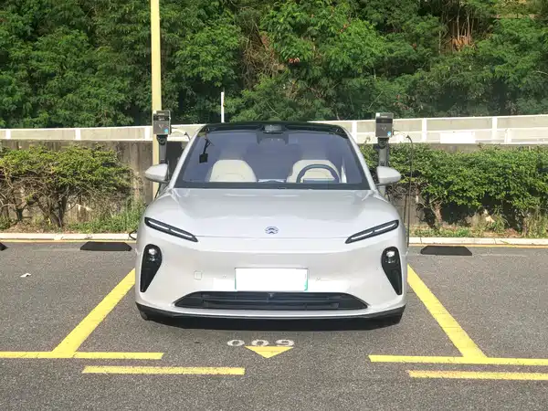 NIO ET5 2024