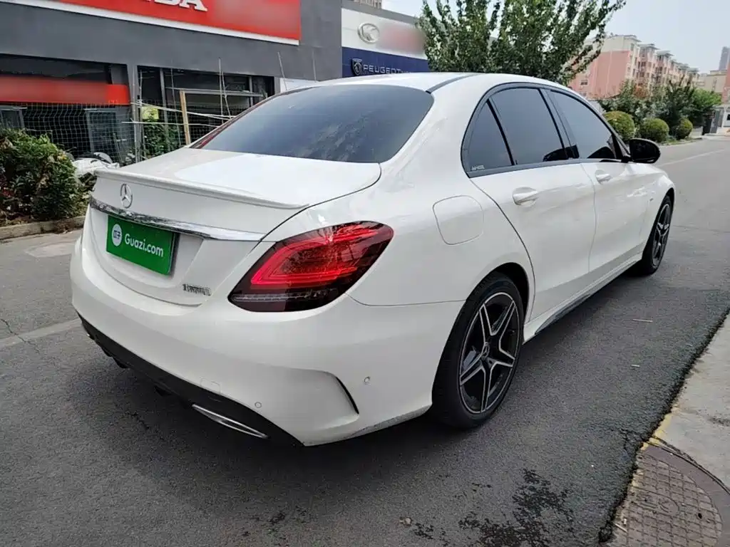 Mercedes-Benz C-Class 2021