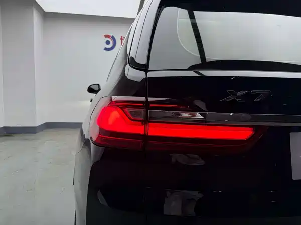 BMW X7 2020