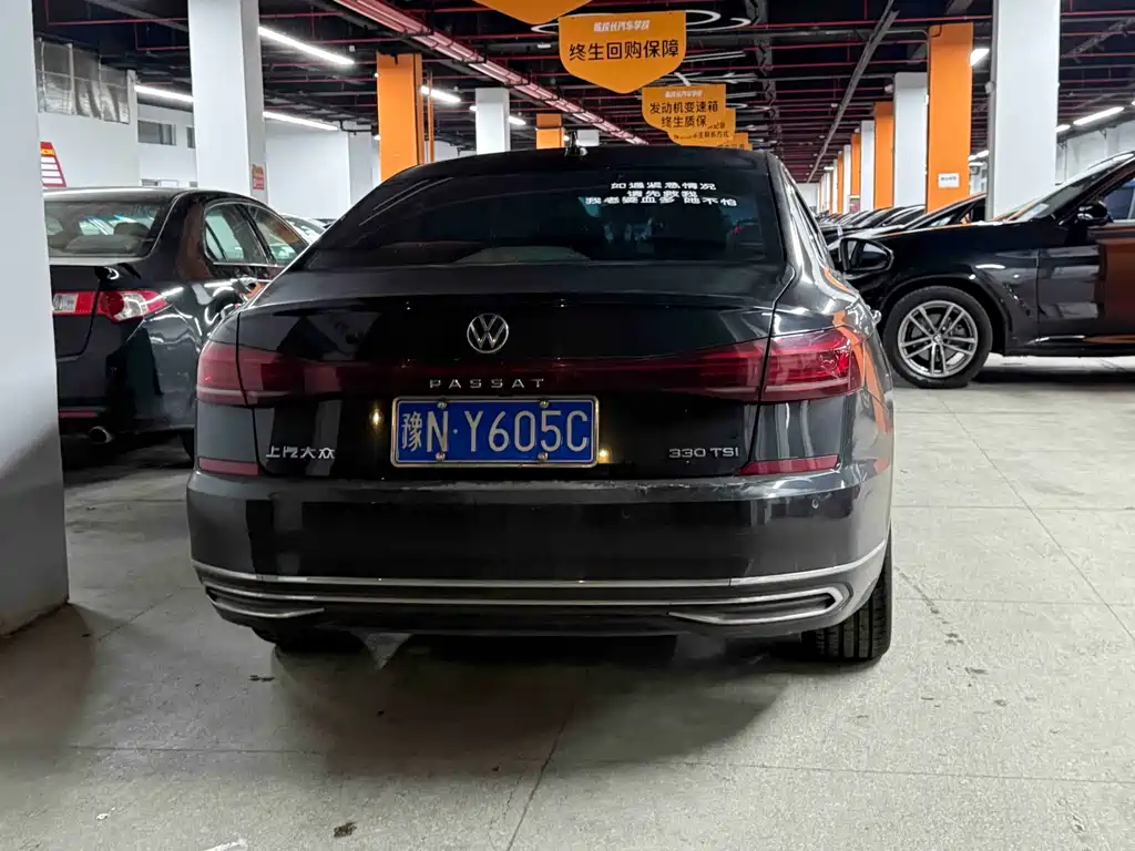 Volkswagen Passat 2023