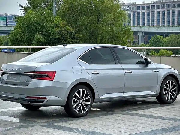 Skoda Superb 2024