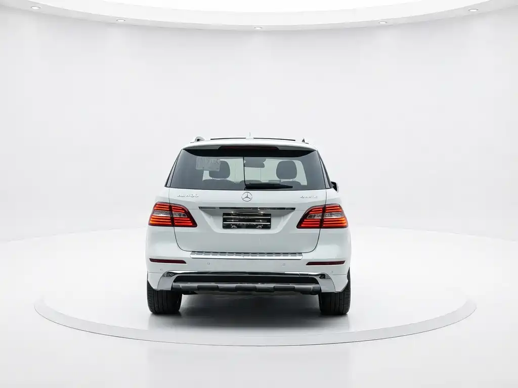 Mercedes-Benz M-Class 2015 — фото 18