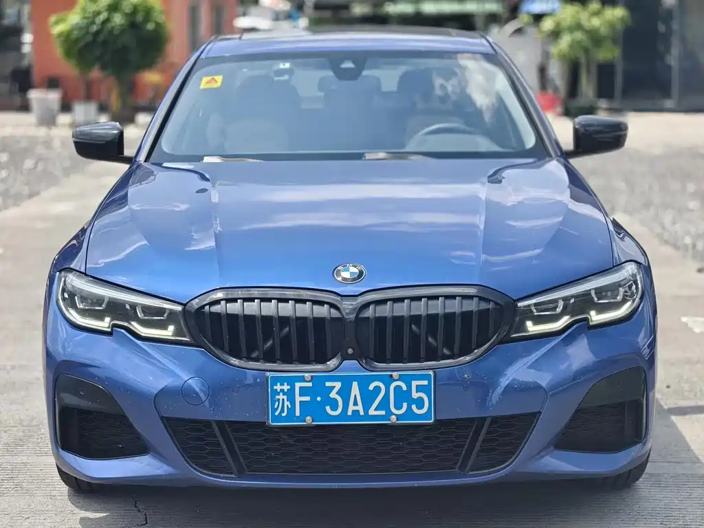 BMW 3 Series 2019 — фото 2