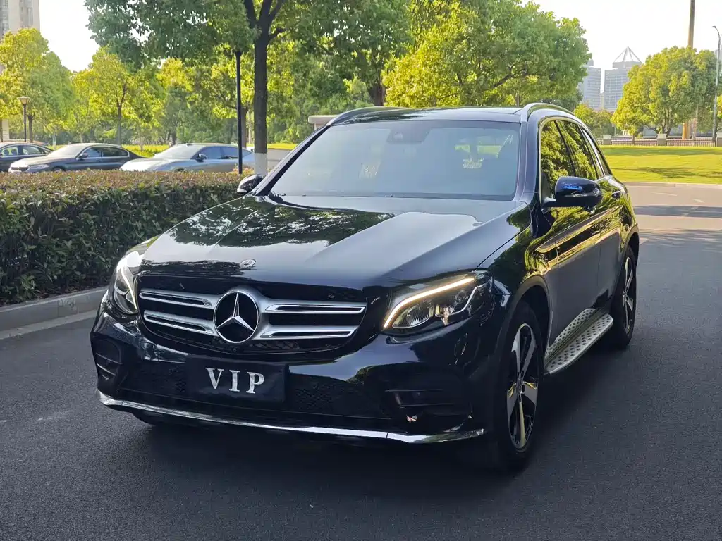 Mercedes-Benz GLC 2018 — фото 1