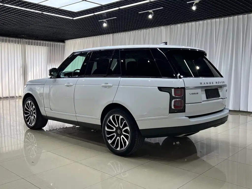 Land Rover Range Rover 2021 — фото 4