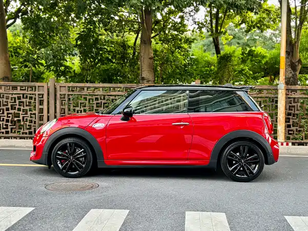MINI 2016