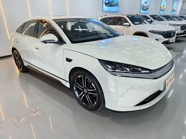 BYD Qin L 2025
