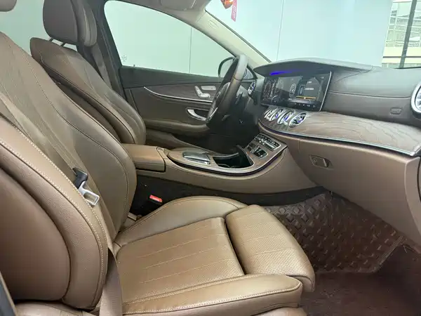 Mercedes-Benz E-Class 2020
