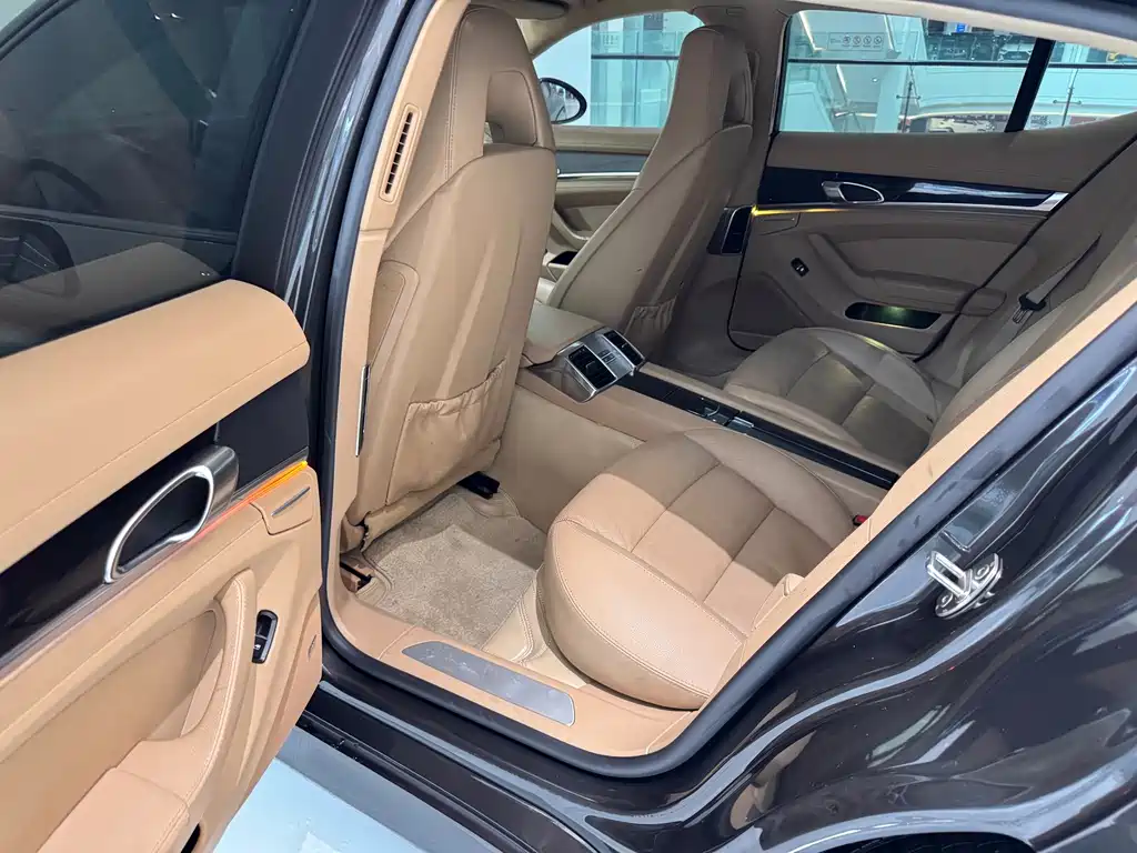 Porsche Panamera 2011