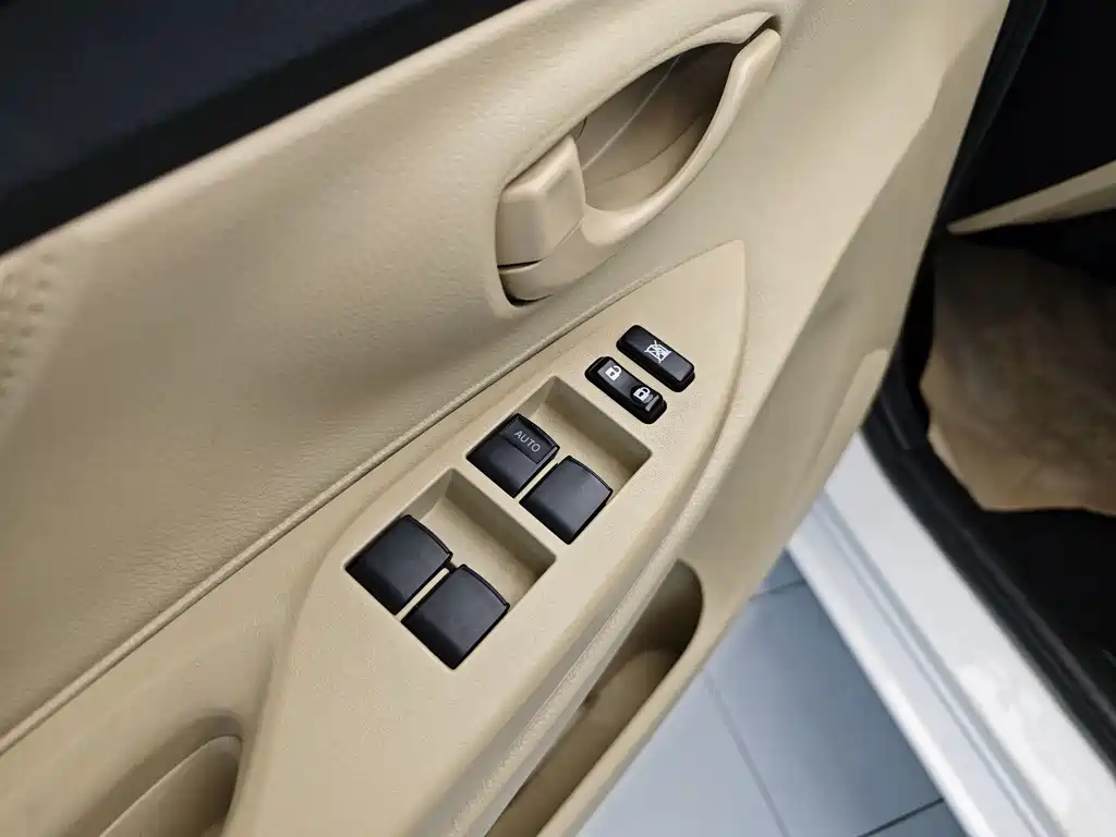 Toyota Vios FS 2017 — фото 10