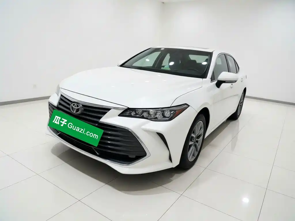 Toyota Avalon 2019 — фото 1