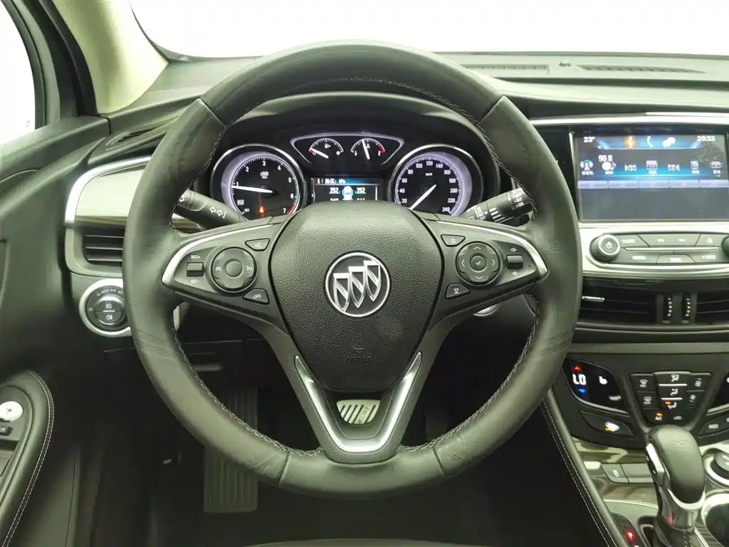 Buick Envision Plus 2018 — фото 11