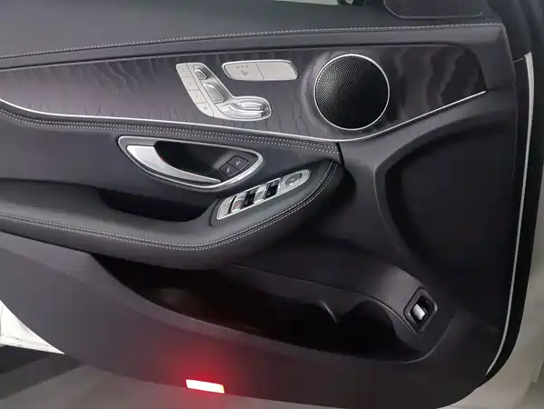 Mercedes-Benz C-Class 2020
