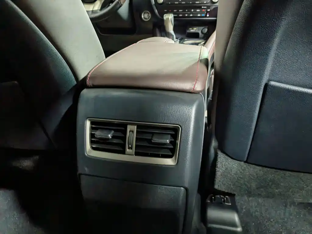 Lexus RX 2022 — фото 14