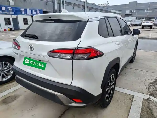 Toyota Frontlander 2024