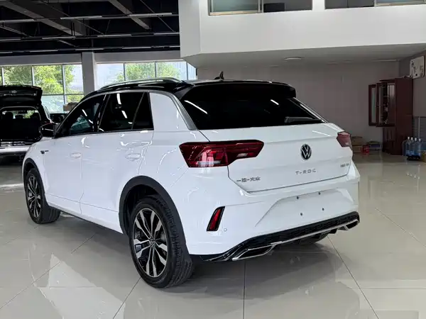 Volkswagen T-Roc 2023