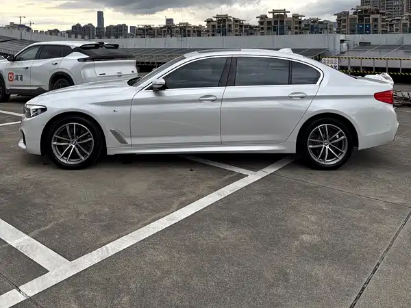 BMW 5 Series 2020