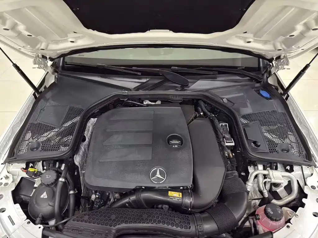 Mercedes-Benz C-Class 2020 — фото 14